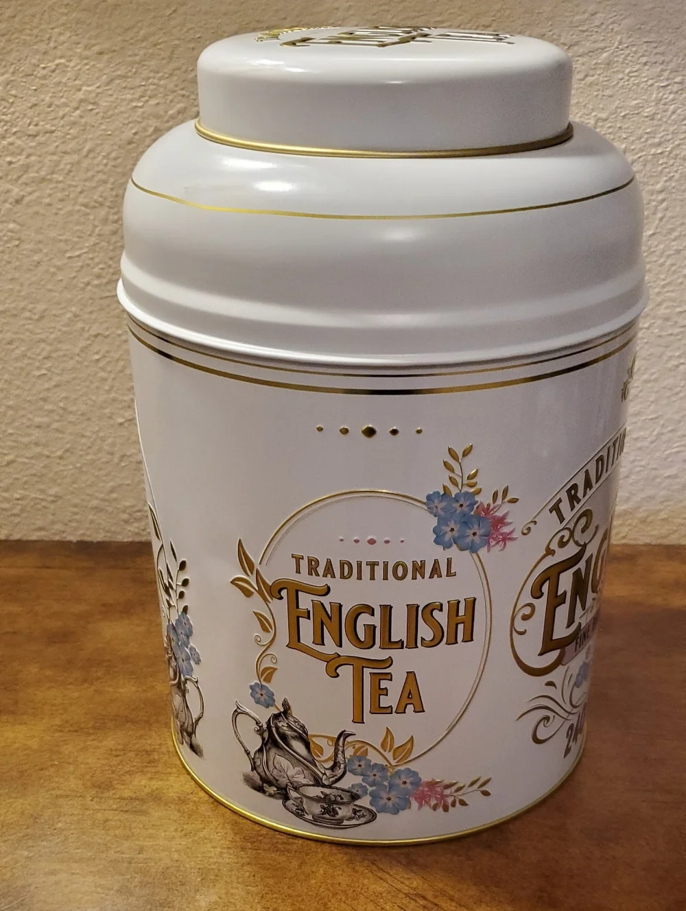 Traditional English Tea EMPTY Tin 10